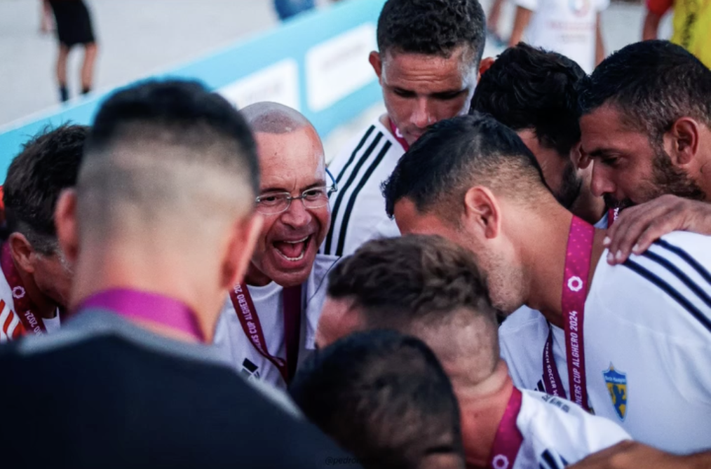 Eran Aviv with team after winning silver at the finals of the 2024 world winners cup in Alghero, Italy.